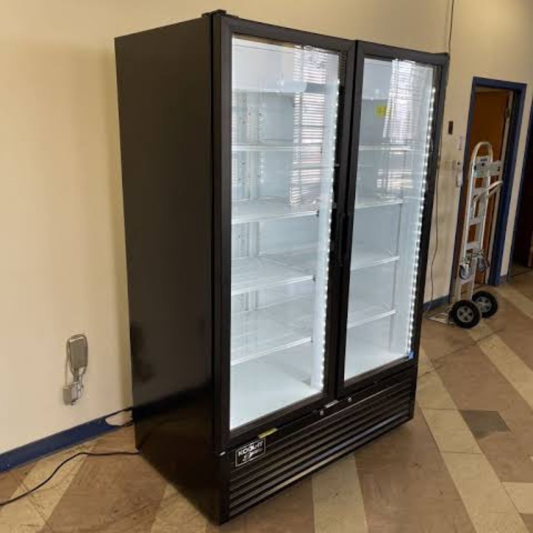 Merchandiser Refrigerators